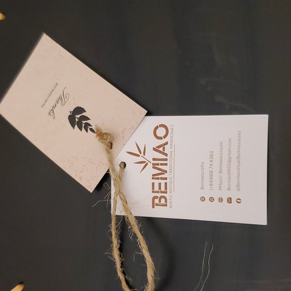 Kmelep Round Rattan Tray with Mother of Pearl Inlay - Picture 3 of 5